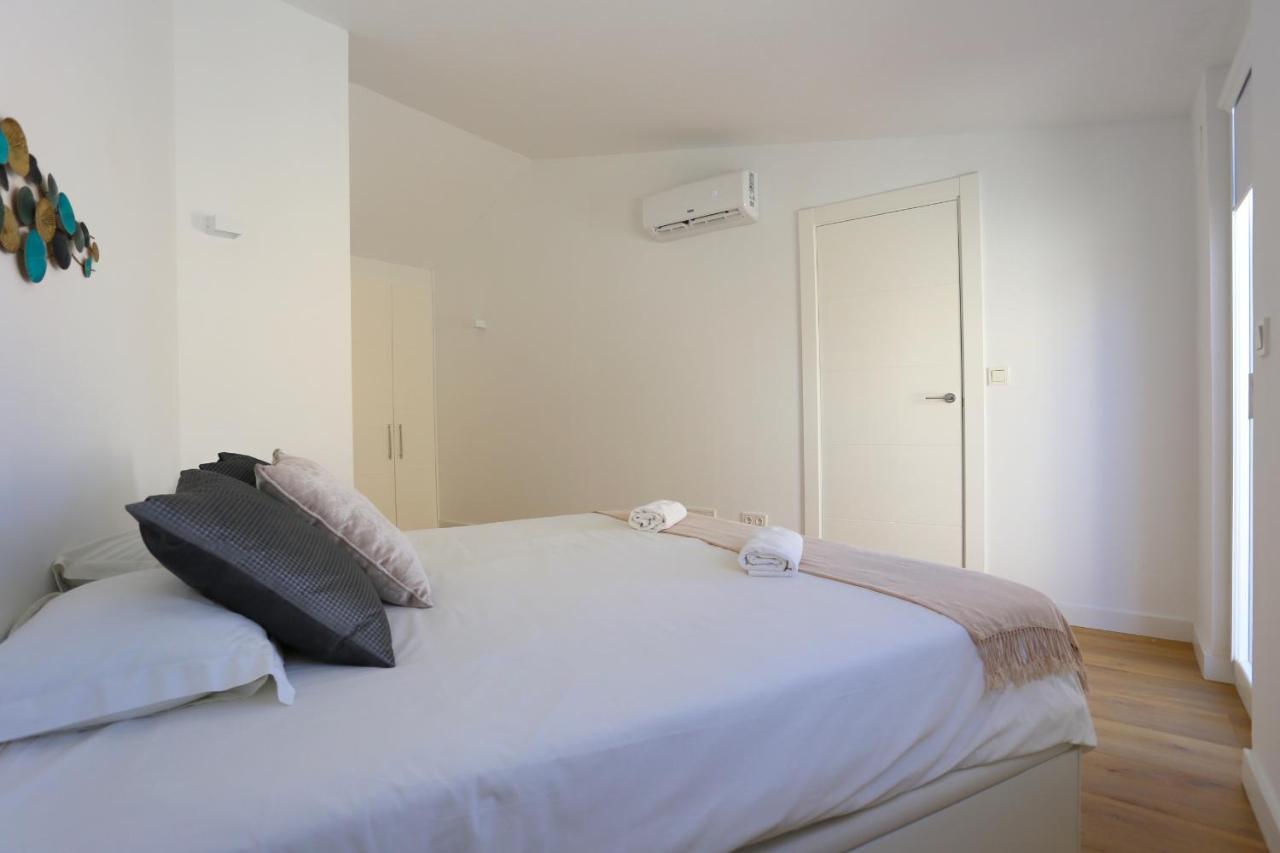 Juan De Austria Central Penthouse 4Pax Málaga Esterno foto